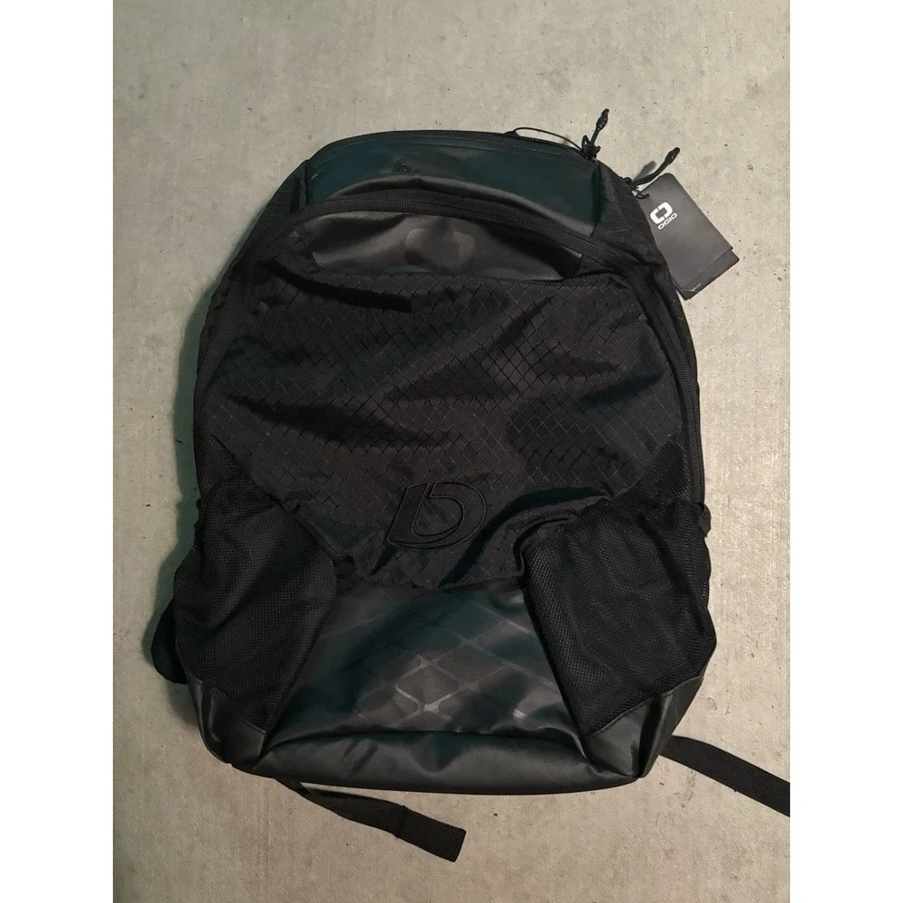 Ogio brand new with tags backpack. Loandepot logo. Official sponsor‎ of MLB!
